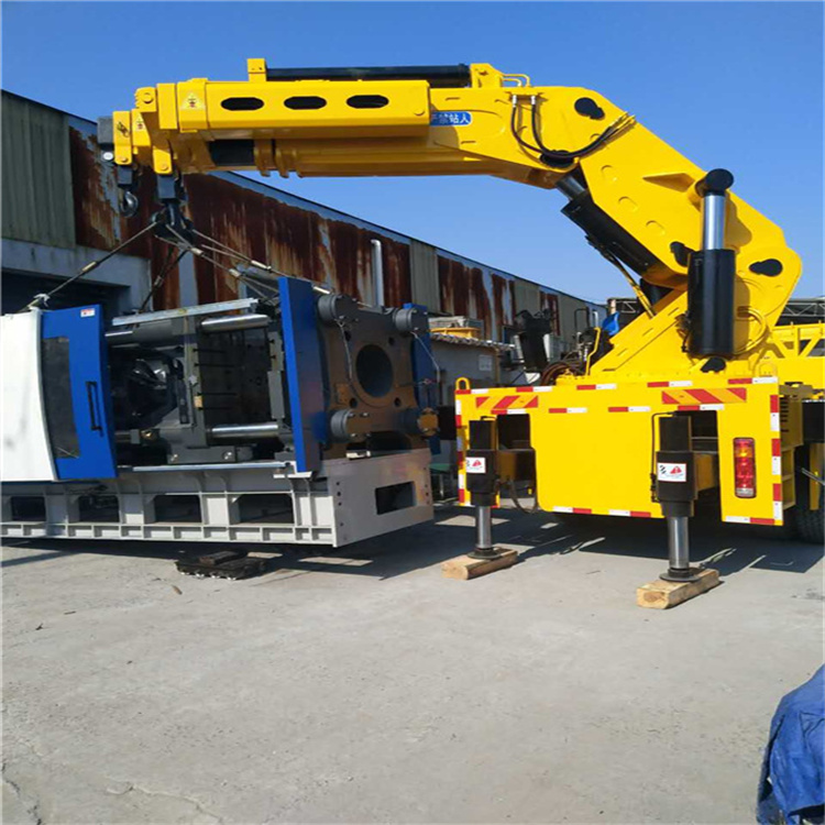 黄圃镇 大吨位折臂吊出租费用解析：一小时租赁多少钱