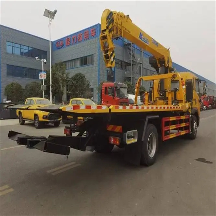 黄圃镇附近小随车吊出租电话，轻松解决搬运烦恼